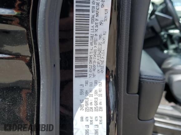 ✅ 2017 Jeep Cherokee Overland • VIN: 1C4PJMJS3HW551101 • Lot: 53347975. Listed on Copart with 60,795 mi. Free auction sales archive from the USA and detailed vehicle history report at DreamBid. Image 13.