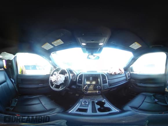 ✅ 2019 Ford Expedition XLT • VIN: 1FMJU1HT5KEA82614 • Lot: 41796289. Listed on IAAI with 101,583 mi. Free auction sales archive from the USA and detailed vehicle history report at DreamBid. Image 18.