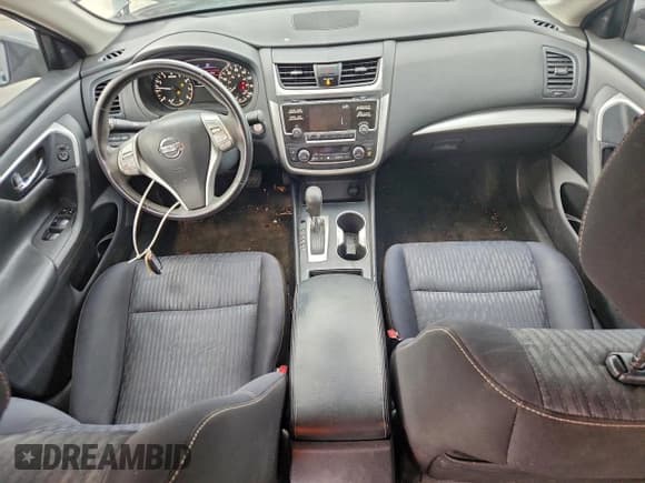 ✅ 2017 Nissan Altima SV • VIN: 1N4AL3AP4HC213686 • Lot: 95430215. Listed on Copart with 106,940 mi. Free auction sales archive from the USA and detailed vehicle history report at DreamBid. Image 8.