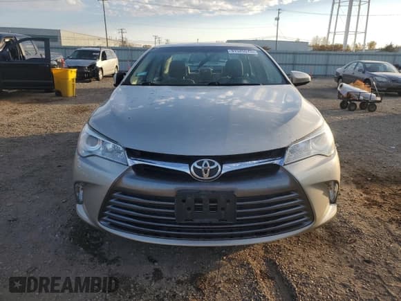 ✅ 2017 Toyota Camry SE • VIN: 4T1BF1FK5HU421668 • Lot: 91525575. Wystawiony na Copart z przebiegiem 71 614 mil. Bezpłatny archiwum sprzedaży aukcyjnych z USA i szczegółowy raport historii pojazdu na DreamBid. Zdjęcie 5.