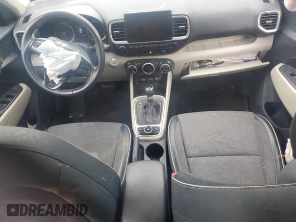 2022 Hyundai Venue SEL z VIN KMHRC8A31NU169199, wystawiony jako Copart lot #69217724 z przebiegiem 39 695 mil mil oraz Szkoda całkowita • Salvage title. Historia ofert i sprzedaży dostępna na DreamBid. Obrazek 8.