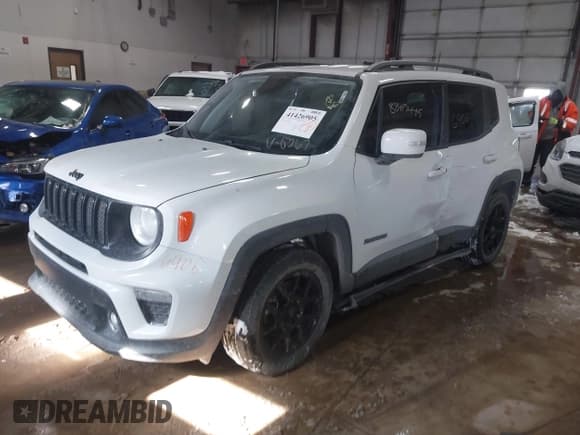 ✅ 2020 Jeep Renegade Altitude • VIN: ZACNJABBXLPL10367 • Lot: 41599445. Wystawiony na IAAI z przebiegiem 136 965 mil. Bezpłatny archiwum sprzedaży aukcyjnych z USA i szczegółowy raport historii pojazdu na DreamBid. Zdjęcie 2.