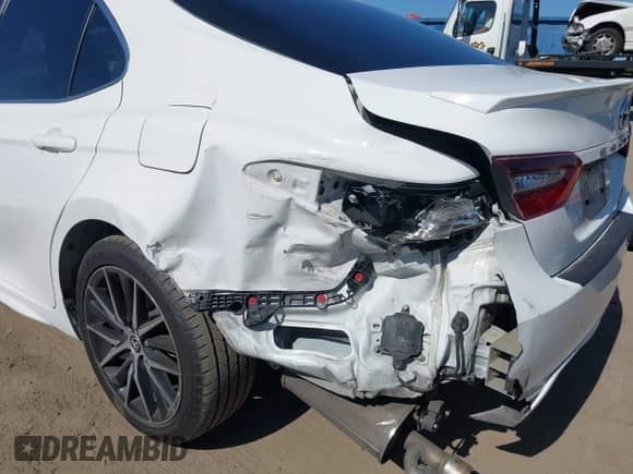 2023 Toyota Camry Hybrid SE с VIN 4T1G31AK3PU606614, выставлен на аукционе IAAI как лот 42320632 с пробегом 114 094 миль миль и . История ставок и продаж доступна на DreamBid. Изображение 6.