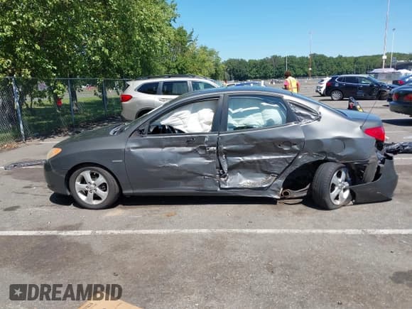 ✅ 2007 Hyundai Elantra GLS • VIN: KMHDU46D37U111048 • Lot: 43052777. Wystawiony na IAAI z przebiegiem 200 281 mil. Bezpłatny archiwum sprzedaży aukcyjnych z USA i szczegółowy raport historii pojazdu na DreamBid. Zdjęcie 14.