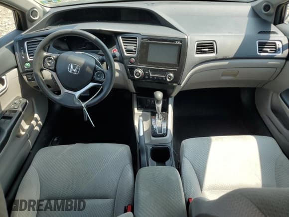 ✅ 2015 Honda Civic • VIN: 19XFB4F27FE200880 • Lot: 67094885. Wystawiony na Copart z przebiegiem Nie podano. Bezpłatny archiwum sprzedaży aukcyjnych z USA i szczegółowy raport historii pojazdu na DreamBid. Zdjęcie 8.