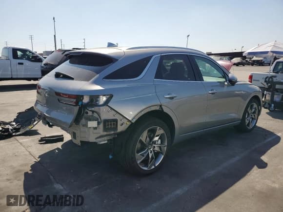 ✅ 2025 Genesis GV70 Advanced • VIN: 5NMMCET17SH005533 • Lot: 70643885. Listed on Copart with 1,953 mi. Free auction sales archive from the USA and detailed vehicle history report at DreamBid. Image 3.