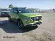 ✅ 2024 Hyundai Venue SEL • VIN: KMHRC8A35RU281834 • Лот: 76962894. Размещён на Copart с пробегом 18 010 миль миль. Получите бесплатный доступ к архиву аукционных продаж из США и посмотрите подробный отчёт об истории автомобиля на DreamBid. Изображение 11.