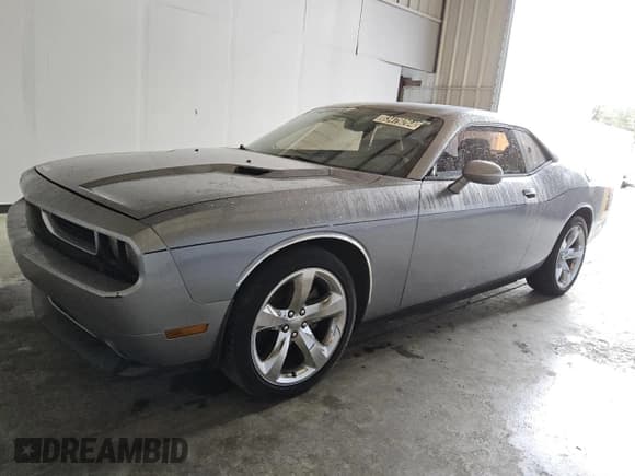 ✅ 2014 Dodge Challenger SXT Plus • VIN: 2C3CDYAGXEH171972 • Lot: 83479264. Wystawiony na Copart z przebiegiem 151 405 mil. Bezpłatny archiwum sprzedaży aukcyjnych z USA i szczegółowy raport historii pojazdu na DreamBid. Zdjęcie 1.