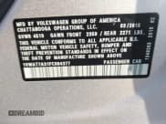 ✅ 2015 Volkswagen Passat S • VIN: 1VWAT7A31FC084377 • Lot: 43484091. Wystawiony na IAAI z przebiegiem 107 754 mil. Bezpłatny archiwum sprzedaży aukcyjnych z USA i szczegółowy raport historii pojazdu na DreamBid. Zdjęcie 9.