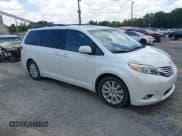 ✅ 2016 Toyota Sienna XLE • VIN: 5TDYK3DC0GS721350 • Лот: 42887718. Опубликован ранее на IAAI с пробегом 180 599 миль. Бесплатный доступ к архиву аукционных продаж из США и подробный отчёт об истории автомобиля на DreamBid. Изображение 1.