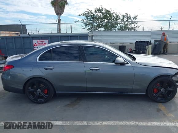 ✅ 2022 Mercedes-Benz C 300 • VIN: W1KAF4GB0NR053260 • Лот: 43422619. Опубликован ранее на IAAI с пробегом 57 668 миль. Бесплатный доступ к архиву аукционных продаж из США и подробный отчёт об истории автомобиля на DreamBid. Изображение 14.