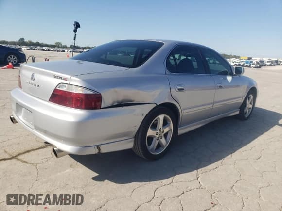 ✅ 2003 Acura TL Type S • VIN: 19UUA56883A022112 • Лот: 85652715. Опубликован ранее на Copart с пробегом 186 549 миль. Бесплатный доступ к архиву аукционных продаж из США и подробный отчёт об истории автомобиля на DreamBid. Изображение 3.