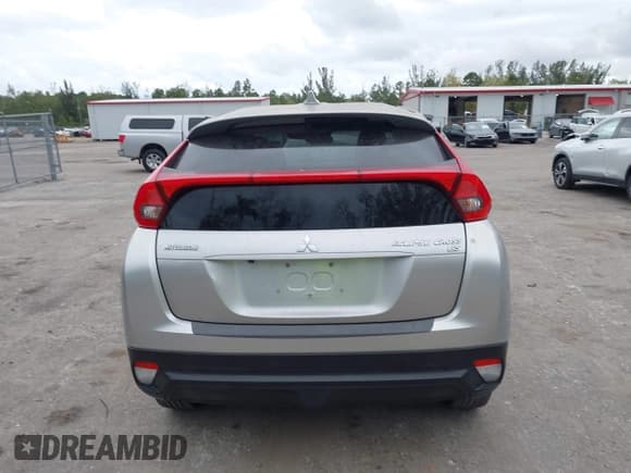 ✅ 2019 Mitsubishi Eclipse Cross ES • VIN: JA4AT3AA0KZ032671 • Lot: 43789625. Wystawiony na IAAI z przebiegiem 112 146 mil. Bezpłatny archiwum sprzedaży aukcyjnych z USA i szczegółowy raport historii pojazdu na DreamBid. Zdjęcie 16.