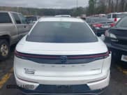 ✅ 2024 Toyota Crown XLE • VIN: JTDAAAAFXR3023016 • Lot: 41570053. Wystawiony na IAAI z przebiegiem 46 729 mil. Bezpłatny archiwum sprzedaży aukcyjnych z USA i szczegółowy raport historii pojazdu na DreamBid. Zdjęcie 16.