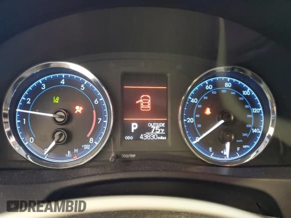 ✅ 2017 Toyota Corolla SE • VIN: 5YFBURHE5HP725659 • Лот: 89499375. Опубликован ранее на Copart с пробегом 43 830 миль. Бесплатный доступ к архиву аукционных продаж из США и подробный отчёт об истории автомобиля на DreamBid. Изображение 9.