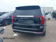 ✅ 2025 GMC Yukon Denali • VIN: 1GKS2DRL0SR228977 • Лот: 42777182. Опубликован ранее на IAAI с пробегом 6 225 миль. Бесплатный доступ к архиву аукционных продаж из США и подробный отчёт об истории автомобиля на DreamBid. Изображение 17.