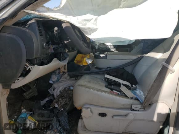 ✅ 2011 Chevrolet Silverado 1500 LT • VIN: 3GCPKSE33BG189331 • Lot: 74946834. Listed on Copart with 254,246 mi. Free auction sales archive from the USA and detailed vehicle history report at DreamBid. Image 7.