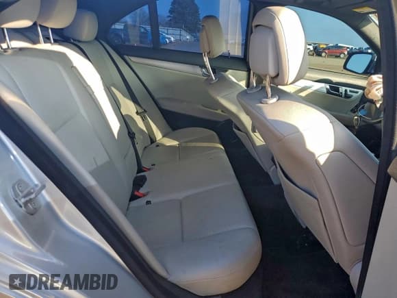 ✅ 2009 Mercedes-Benz C 300 Sport • VIN: WDDGF54X19R057436 • Lot: 95904465. Listed on Copart with 122,959 mi. Free auction sales archive from the USA and detailed vehicle history report at DreamBid. Image 10.