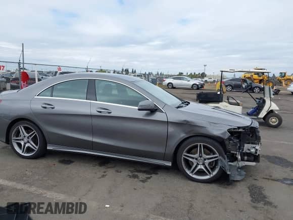 2015 Mercedes-Benz CLA 250 with VIN WDDSJ4EB9FN194620, listed as a IAAI auction lot 43358334 with 121,093 mi miles and . Bid and sale history available at DreamBid. Image 13.