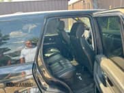 ✅ 2012 Land Rover Range Rover • VIN: SALAH2E37CA729189 • Lot: 86528035. Wystawiony na Copart z przebiegiem 108 413 mil. Bezpłatny archiwum sprzedaży aukcyjnych z USA i szczegółowy raport historii pojazdu na DreamBid. Zdjęcie 6.