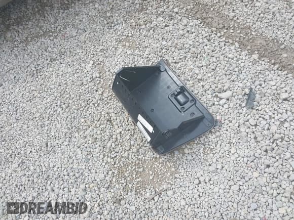 ✅ 1999 Ford Contour LX • VIN: 1FAFP6538XK135792 • Lot: 42443631. Listed on IAAI with 74,481 mi. Free auction sales archive from the USA and detailed vehicle history report at DreamBid. Image 12.