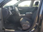 ✅ 2017 Chevrolet Equinox LS • VIN: 2GNALBEK6H1581562 • Лот: 71275835. Опубликован ранее на Copart с пробегом 123 424 миль. Бесплатный доступ к архиву аукционных продаж из США и подробный отчёт об истории автомобиля на DreamBid. Изображение 7.