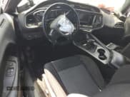 ✅ 2020 Dodge Challenger SXT • VIN: 2C3CDZAG9LH226544 • Lot: 62082994. Wystawiony na Copart z przebiegiem 72 268 mil. Bezpłatny archiwum sprzedaży aukcyjnych z USA i szczegółowy raport historii pojazdu na DreamBid. Zdjęcie 8.