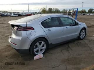 ✅ 2014 Chevrolet Volt • VIN: 1G1RB6E49EU163996 • Lot: 71621664. Wystawiony na Copart z przebiegiem 77 972 mil. Bezpłatny archiwum sprzedaży aukcyjnych z USA i szczegółowy raport historii pojazdu na DreamBid. Zdjęcie 3.