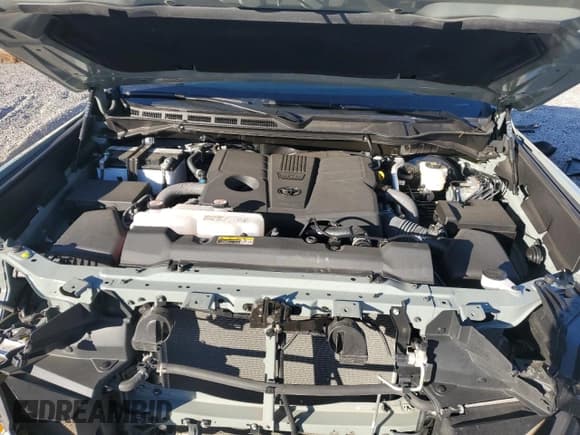 ✅ 2024 Toyota Tundra SR5 • VIN: 5TFLA5DB4RX221995 • Лот: 92409065. Опубликован ранее на Copart с пробегом 24 017 миль. Бесплатный доступ к архиву аукционных продаж из США и подробный отчёт об истории автомобиля на DreamBid. Изображение 11.