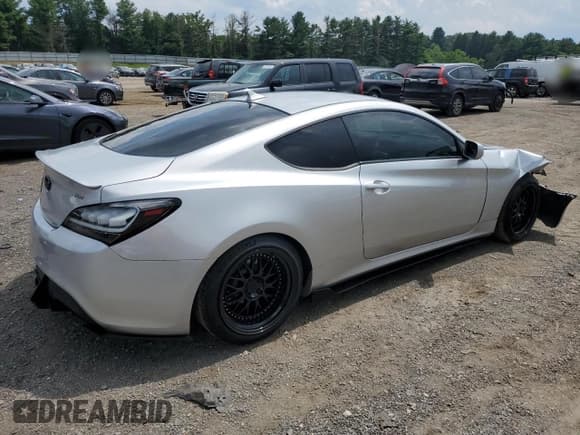 ✅ 2010 Hyundai Genesis Coupe • VIN: KMHHT6KD1AU038226 • Lot: 67294895. Listed on Copart with 77,859 mi. Free auction sales archive from the USA and detailed vehicle history report at DreamBid. Image 3.