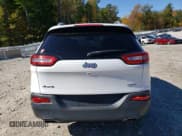 ✅ 2017 Jeep Cherokee Latitude • VIN: 1C4PJMCS5HW579771 • Lot: 85541845. Listed on Copart with 79,911 mi. Free auction sales archive from the USA and detailed vehicle history report at DreamBid. Image 6.