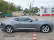 ✅ 2020 Chevrolet Camaro 1LS • VIN: 1G1FA1RX8L0106464 • Lot: 42088094. Wystawiony na IAAI z przebiegiem 53 298 mil. Bezpłatny archiwum sprzedaży aukcyjnych z USA i szczegółowy raport historii pojazdu na DreamBid. Zdjęcie 13.