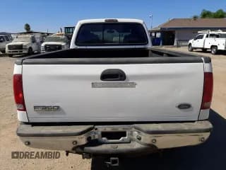 ✅ 2007 Ford F-350 XL • VIN: 1FTWW31P77EA11791 • Лот: 67387574. Опубликован ранее на Copart с пробегом 282 056 миль. Бесплатный доступ к архиву аукционных продаж из США и подробный отчёт об истории автомобиля на DreamBid. Изображение 6.