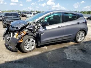 ✅ 2023 Chevrolet Bolt EV 1LT • VIN: 1G1FW6S0XP4202137 • Lot: 72589994. Wystawiony na Copart z przebiegiem Nie podano. Bezpłatny archiwum sprzedaży aukcyjnych z USA i szczegółowy raport historii pojazdu na DreamBid. Zdjęcie 1.