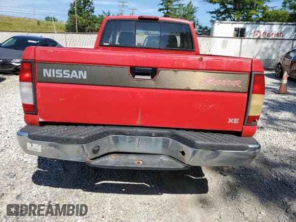 ✅ 1998 Nissan Frontier XE • VIN: 1N6DD26S2WC368078 • Лот: 66175435. Опубликован ранее на Copart с пробегом 134 944 миль. Бесплатный доступ к архиву аукционных продаж из США и подробный отчёт об истории автомобиля на DreamBid. Изображение 6.