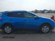 ✅ 2016 Toyota RAV4 LE • VIN: JTMZFREV5GJ093780 • Lot: 43091867. Wystawiony na IAAI z przebiegiem 135 005 mil. Bezpłatny archiwum sprzedaży aukcyjnych z USA i szczegółowy raport historii pojazdu na DreamBid. Zdjęcie 13.