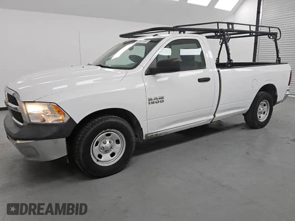 2015 Ram 1500 Tradesman with VIN 3C6JR6DGXFG687360, listed as a Copart auction lot 42380015 with 314,271 mi miles and Clean title. Bid and sale history available at DreamBid. Image 1.