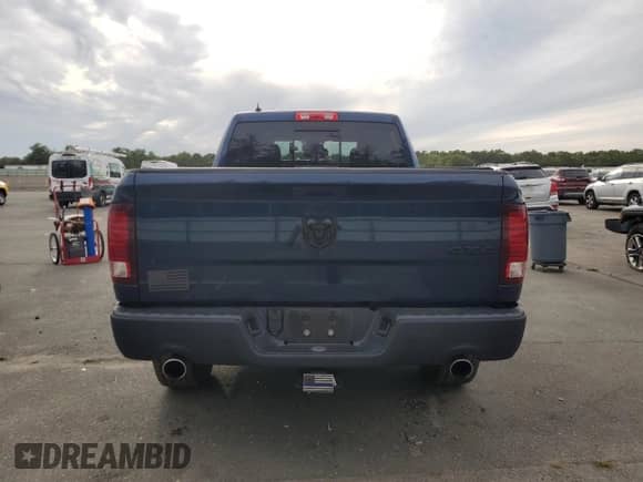2019 Ram 1500 Warlock z VIN 1C6RR7GT7KS732436, wystawiony jako Copart lot #83994215 z przebiegiem 46 929 mil mil oraz Szkoda całkowita • Salvage title. Historia ofert i sprzedaży dostępna na DreamBid. Obrazek 6.