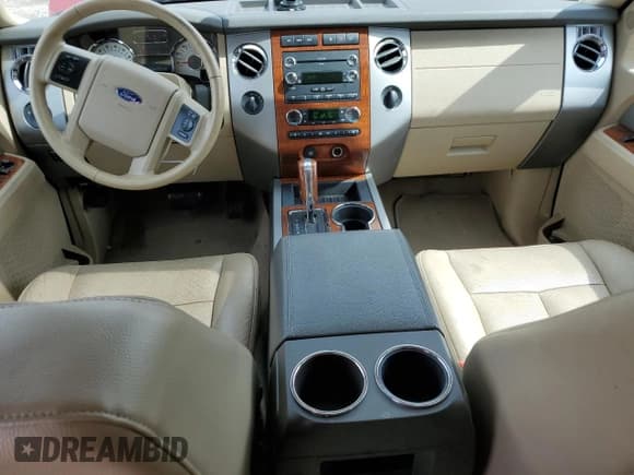 ✅ 2008 Ford Expedition Eddie Bauer • VIN: 1FMFU18518LA37293 • Lot: 60754085. Wystawiony na Copart z przebiegiem 102 035 mil. Bezpłatny archiwum sprzedaży aukcyjnych z USA i szczegółowy raport historii pojazdu na DreamBid. Zdjęcie 8.