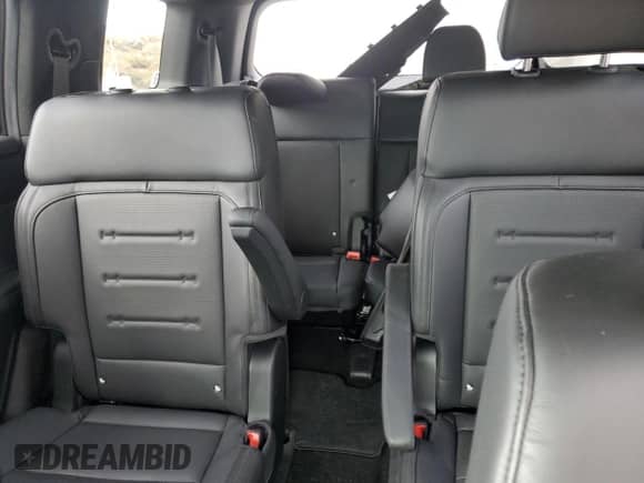 2024 Hyundai Santa Fe Calligraphy с VIN 5NMP5DGL9RH042963, выставлен на аукционе Copart как лот 82385384 с пробегом 9 803 миль миль и Списание • Salvage title. История ставок и продаж доступна на DreamBid. Изображение 10.