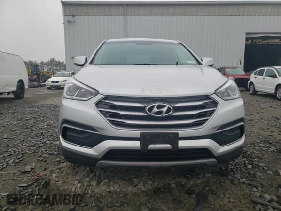 ✅ 2018 Hyundai Santa Fe 2.4L • VIN: 5XYZT3LB2JG571997 • Лот: 71226213. Опубликован ранее на Copart с пробегом Не указан. Бесплатный доступ к архиву аукционных продаж из США и подробный отчёт об истории автомобиля на DreamBid. Изображение 5.