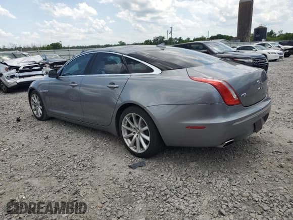 ✅ 2013 Jaguar XJ • VIN: SAJWA1C71D8V41590 • Lot: 56333985. Listed on Copart with 133,535 mi. Free auction sales archive from the USA and detailed vehicle history report at DreamBid. Image 2.