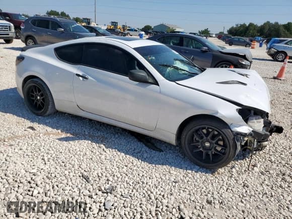 ✅ 2014 Hyundai Genesis Coupe R-Spec • VIN: KMHHT6KD1EU118793 • Lot: 80318035. Listed on Copart with Not provided. Free auction sales archive from the USA and detailed vehicle history report at DreamBid. Image 4.