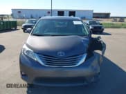 ✅ 2017 Toyota Sienna XLE Premium • VIN: 5TDYZ3DCXHS856171 • Lot: 43298145. Listed on IAAI with 165,730 mi. Free auction sales archive from the USA and detailed vehicle history report at DreamBid. Image 13.