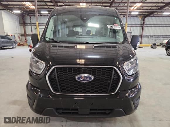 ✅ 2023 Ford Transit Passenger XL • VIN: 1FBAX2C83PKA57969 • Lot: 63796045. Listed on Copart with 61,130 mi. Free auction sales archive from the USA and detailed vehicle history report at DreamBid. Image 5.