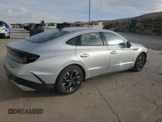 2025 Hyundai Sonata SEL with VIN KMHL64JA3SA480036, listed as a Copart auction lot 85410325 with 9,363 mi miles and Clean title. Bid and sale history available at DreamBid. Image 3.