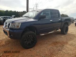 ✅ 2006 Nissan Titan LE • VIN: 1N6BA07A96N516449 • Лот: 54498165. Опубликован ранее на Copart с пробегом 176 763 миль. Бесплатный доступ к архиву аукционных продаж из США и подробный отчёт об истории автомобиля на DreamBid. Изображение 1.