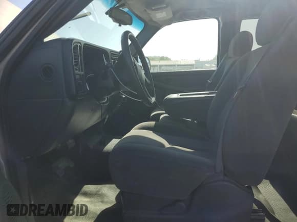 ✅ 2007 Chevrolet Silverado 1500 Work Truck • VIN: 1GCEC19V77Z133216 • Лот: 53870415. Опубликован ранее на Copart с пробегом 144 128 миль. Бесплатный доступ к архиву аукционных продаж из США и подробный отчёт об истории автомобиля на DreamBid. Изображение 7.