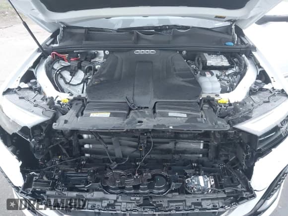 ✅ 2025 Audi Q7 Premium Plus • VIN: WA1LCBF7XSD001991 • Lot: 41145481. Listed on IAAI with 10,194 mi. Free auction sales archive from the USA and detailed vehicle history report at DreamBid. Image 10.