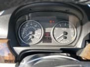 ✅ 2006 BMW 3 Series 330i • VIN: WBAVB33506PS11771 • Lot: 82655785. Listed on Copart with 141,572 mi. Free auction sales archive from the USA and detailed vehicle history report at DreamBid. Image 9.